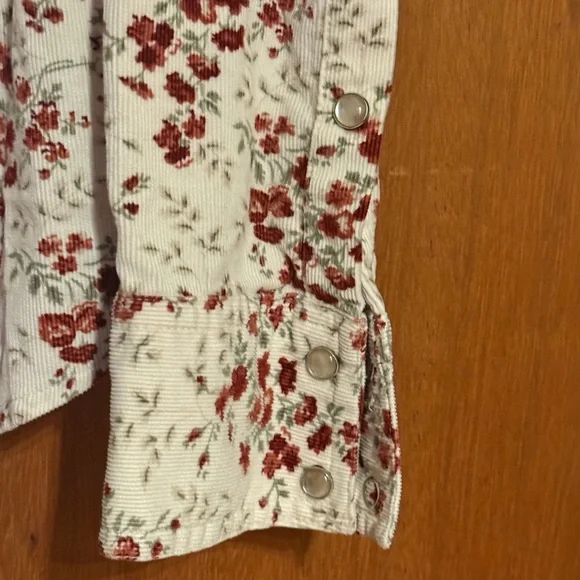 🔥Eddie Bauer Vintage Women's 100% Cotton Corduroy Snap Front Shirt M - Picture 4 of 9